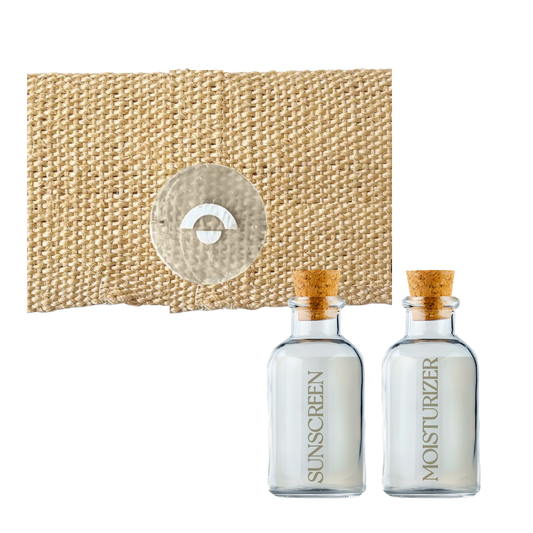 Sunscreen bag with mineral sunscreen